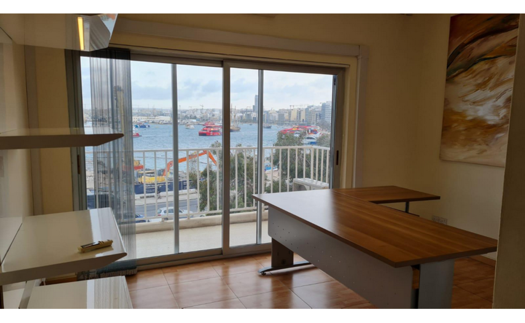 Apartment with Seaviews