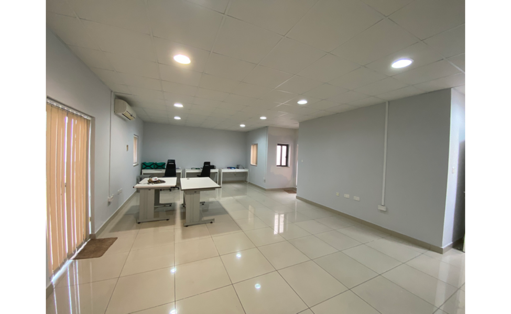 Penthouse with Views