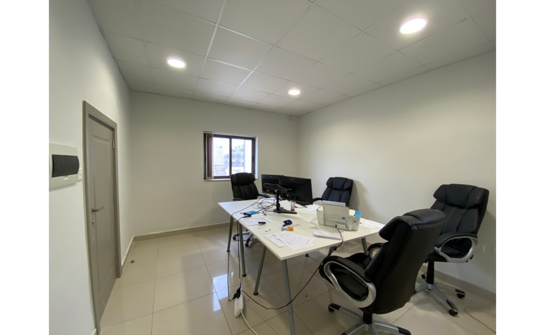 Penthouse with Views