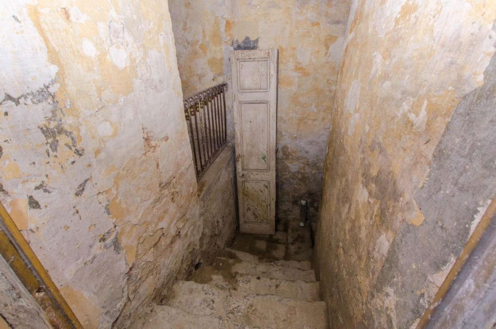 Residential Block  In Prime Location