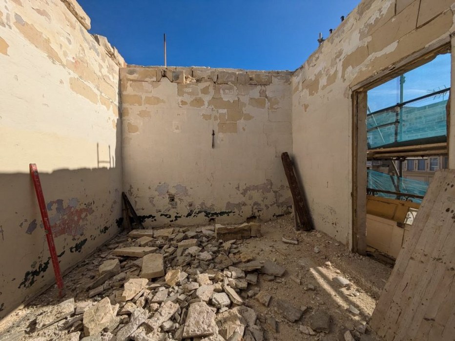 Residential Block  In Prime Location