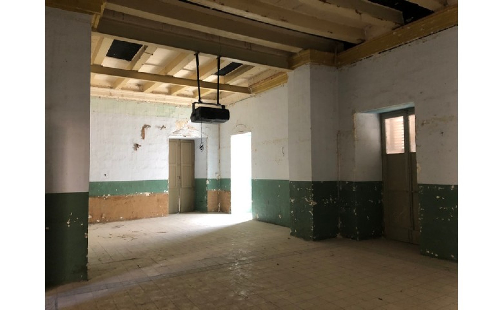 Palazzo with a Courtyard