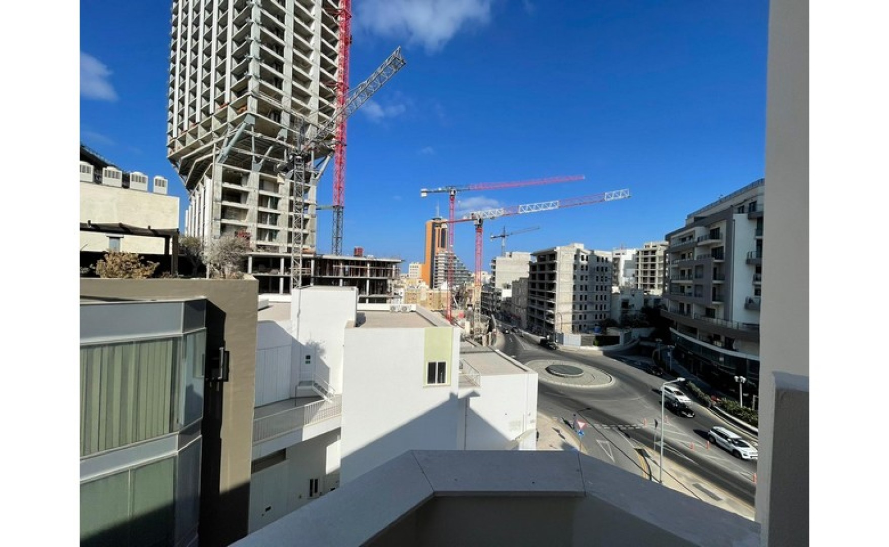 Office Space with a Terrace