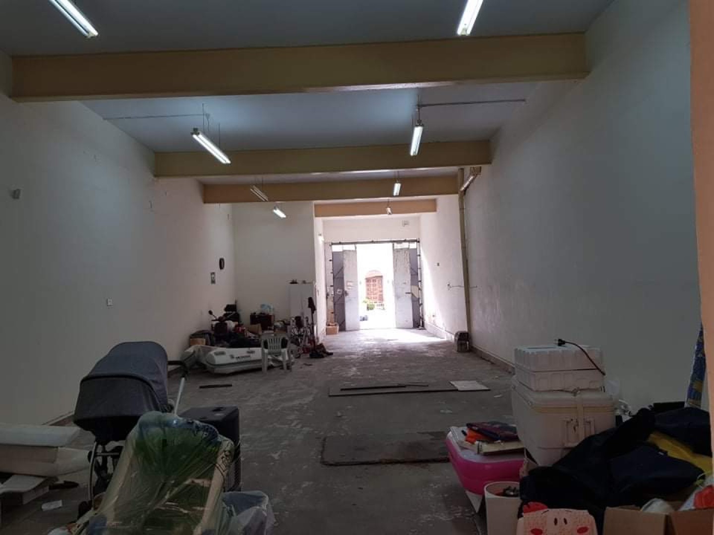 Malta real estate: Huge Garage for sale in Qormi