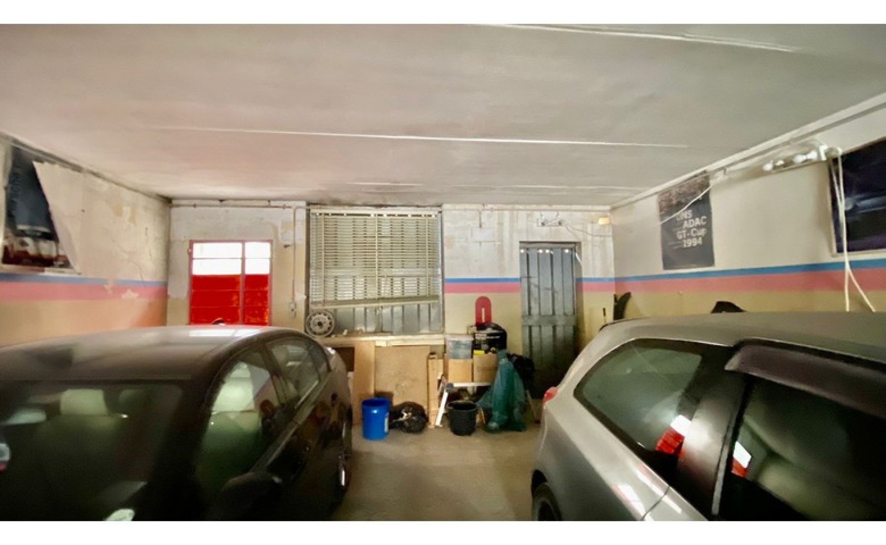 Real estate Malta: 14 car garage for rent / for sale in Hamrun