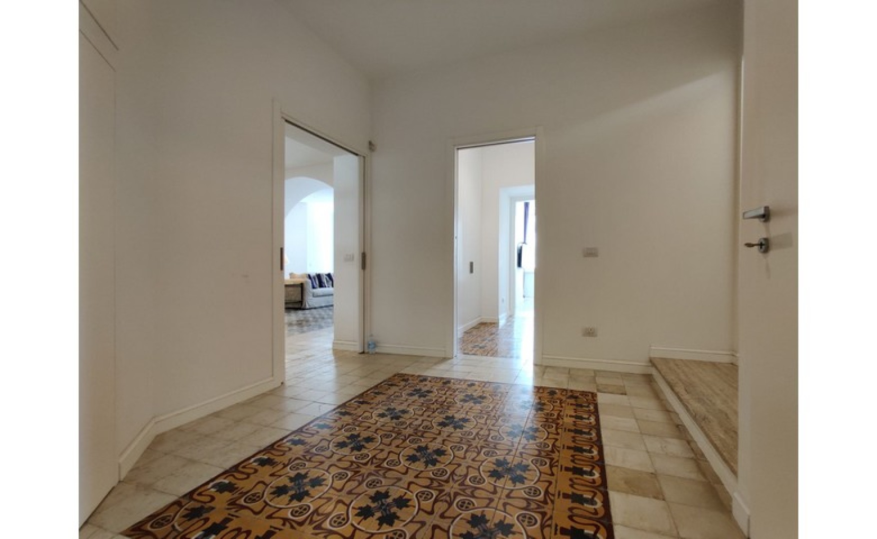 Apartment with Sea Views