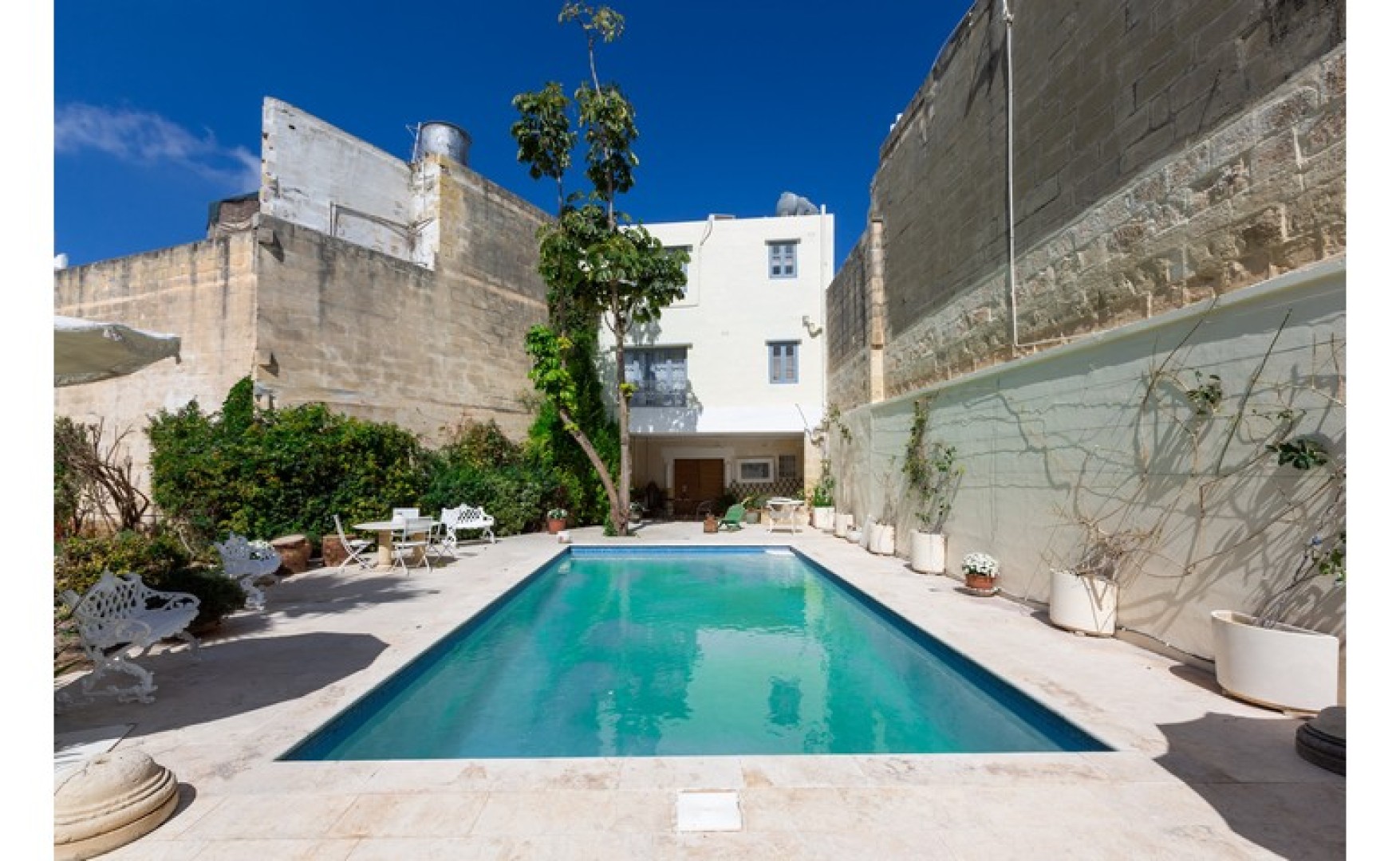 Charming House of Character with a Pool and Gardens