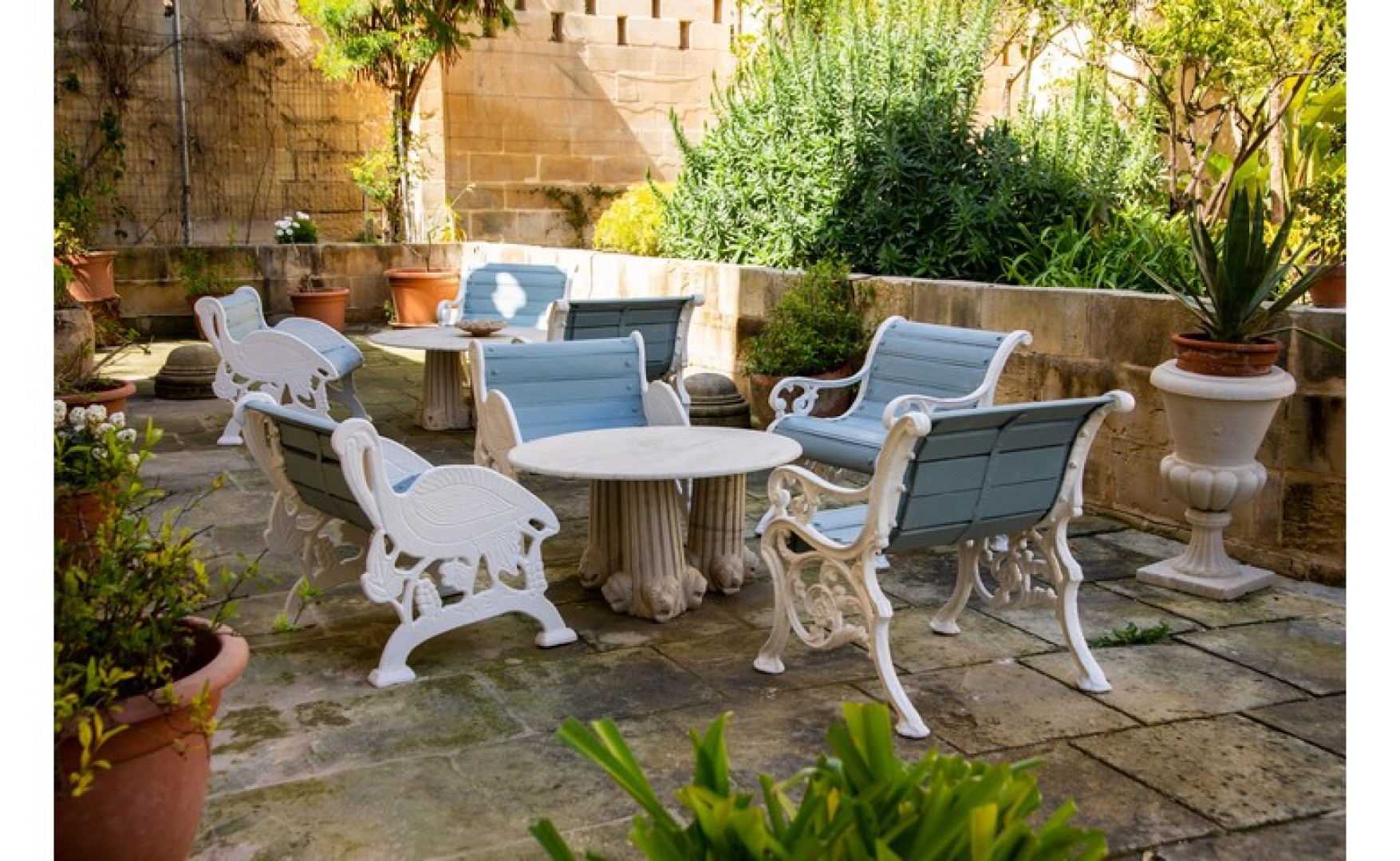 Charming House of Character with a Pool and Gardens