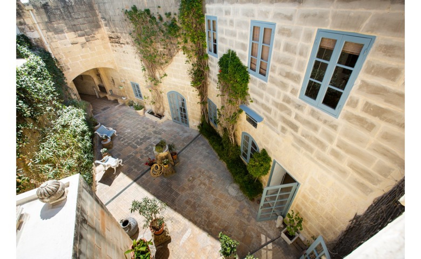 Charming House of Character with a Pool and Gardens