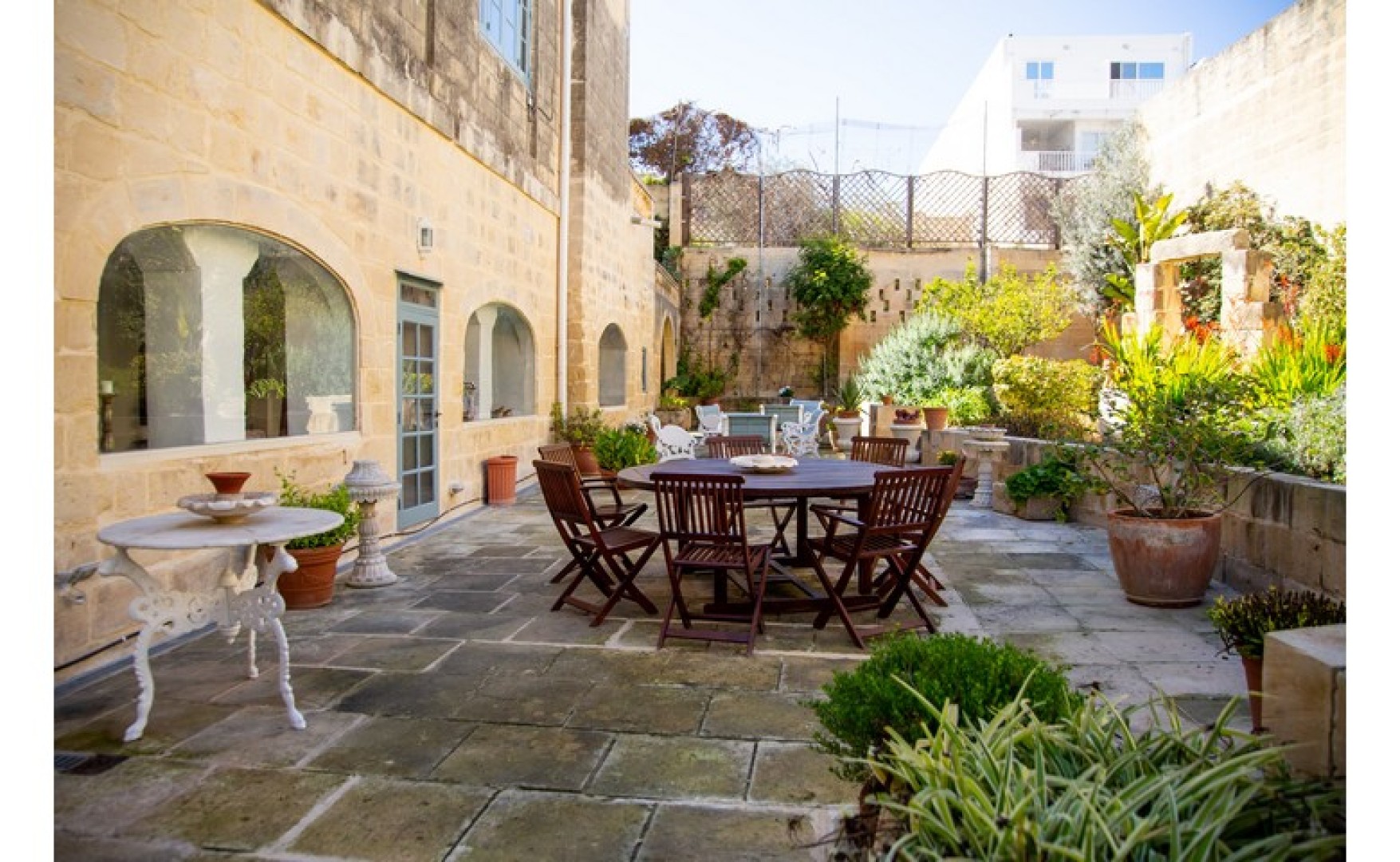 Charming House of Character with a Pool and Gardens