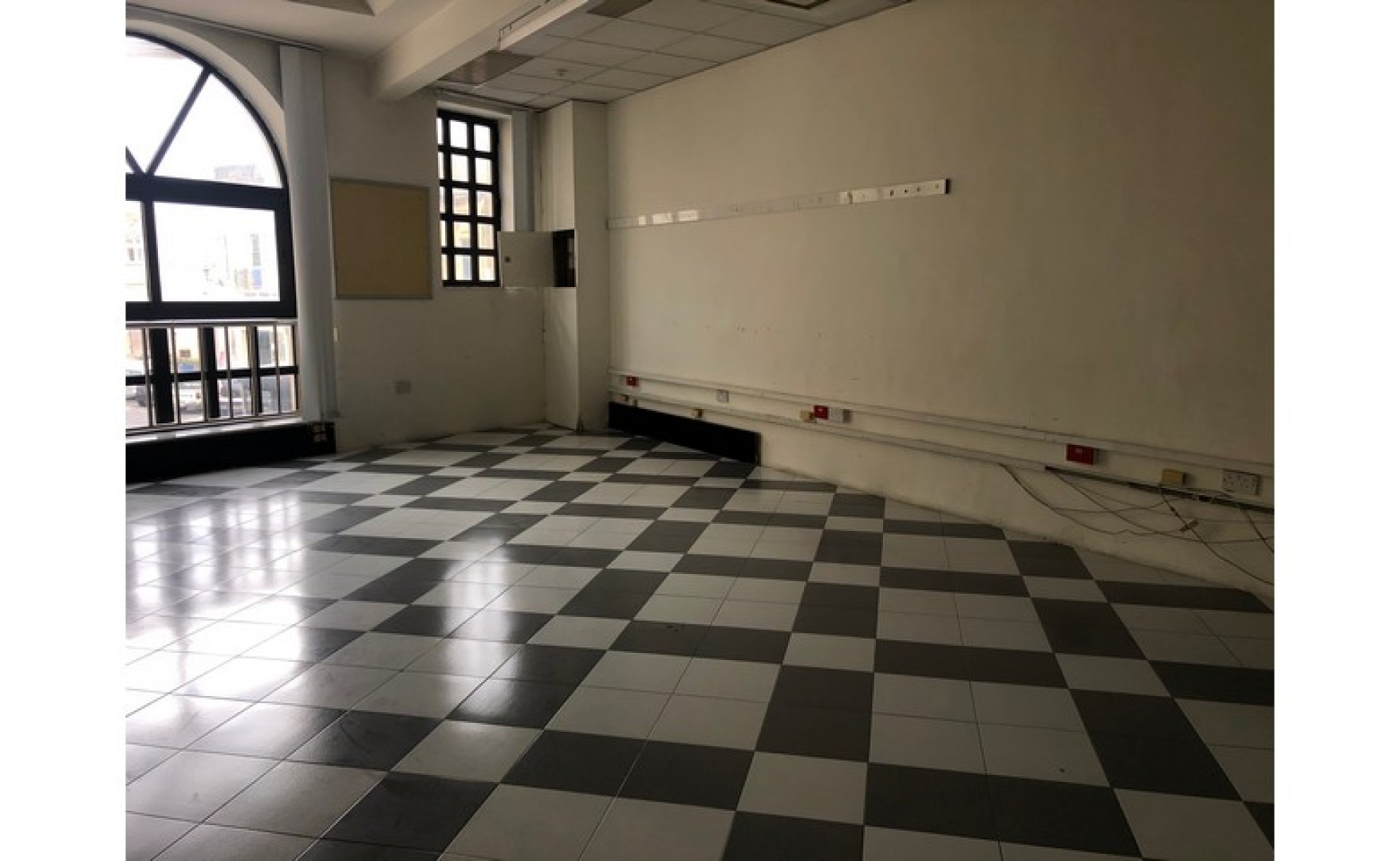 Prime Qormi Building for Sale: Office/Residential