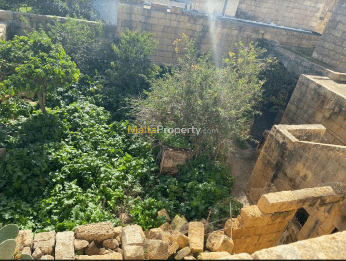Gozo Property for sale: Unconverted House in Xaghra