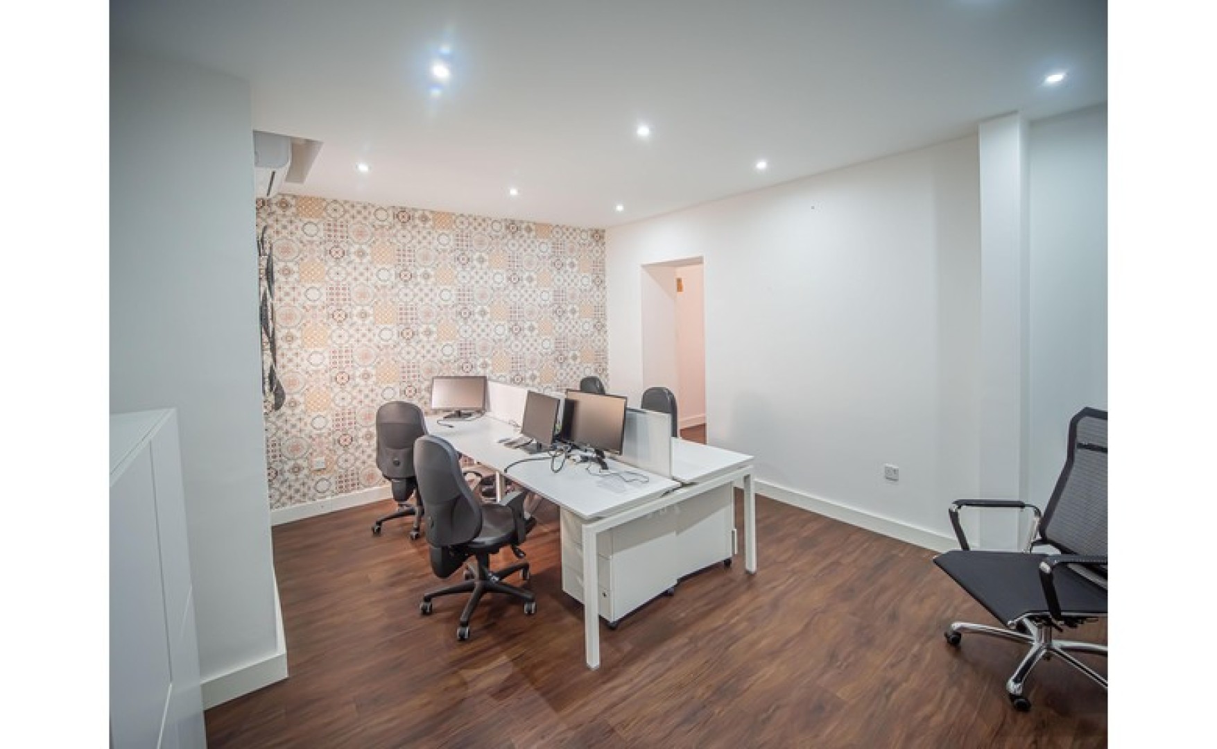 Furnished Office Space with a Terrace