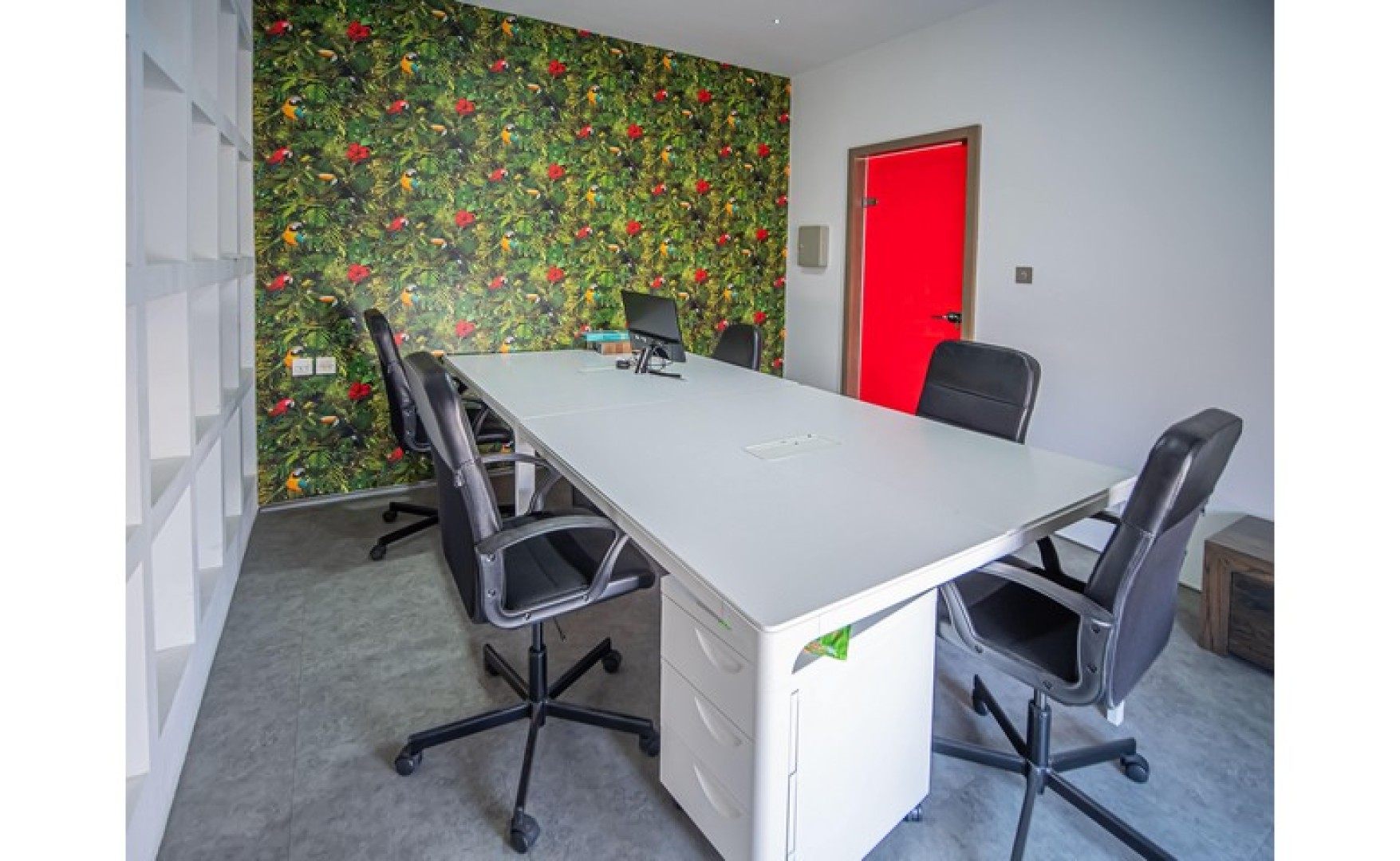Furnished Office Space with a Terrace