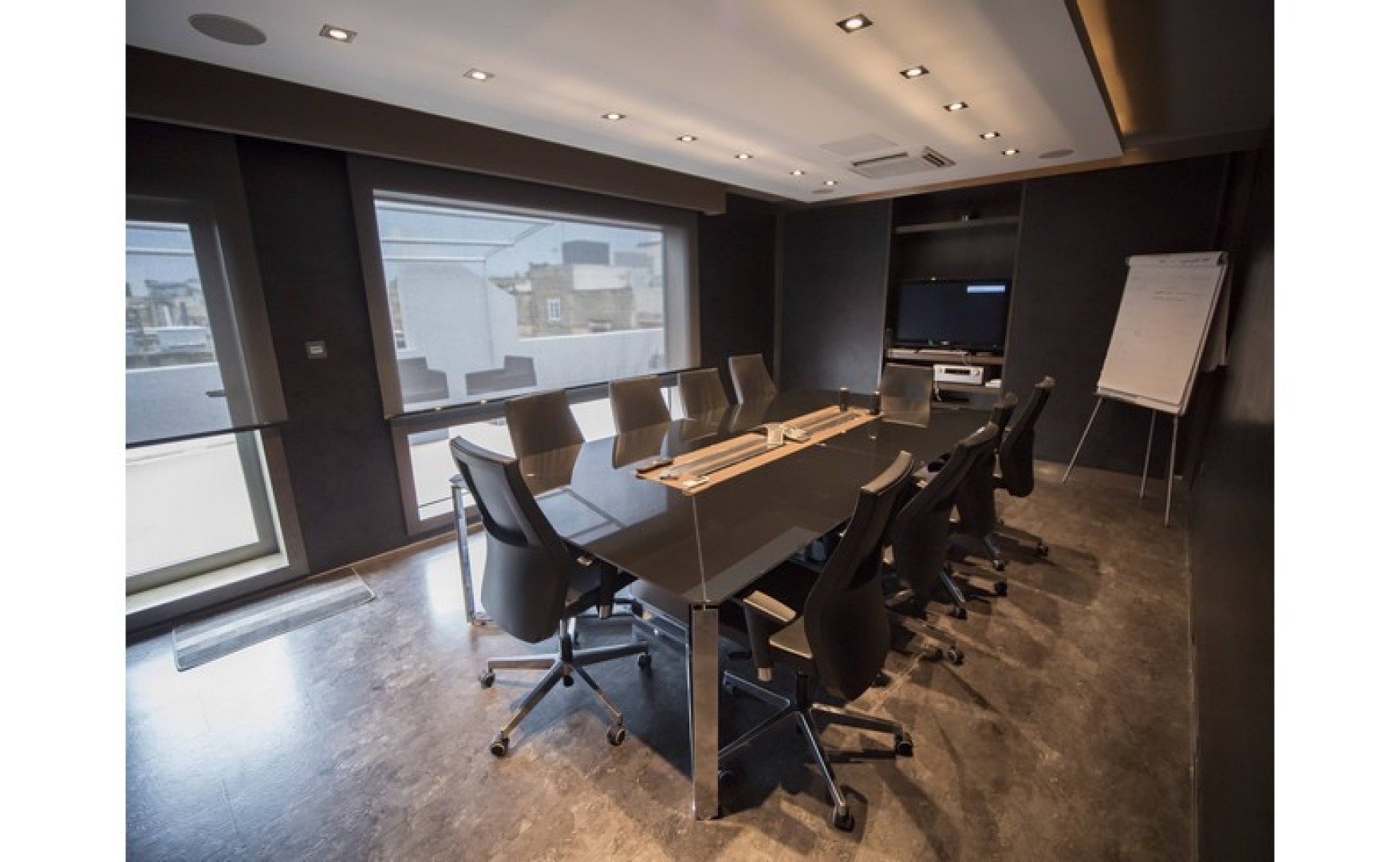 Furnished Office Space with a Terrace