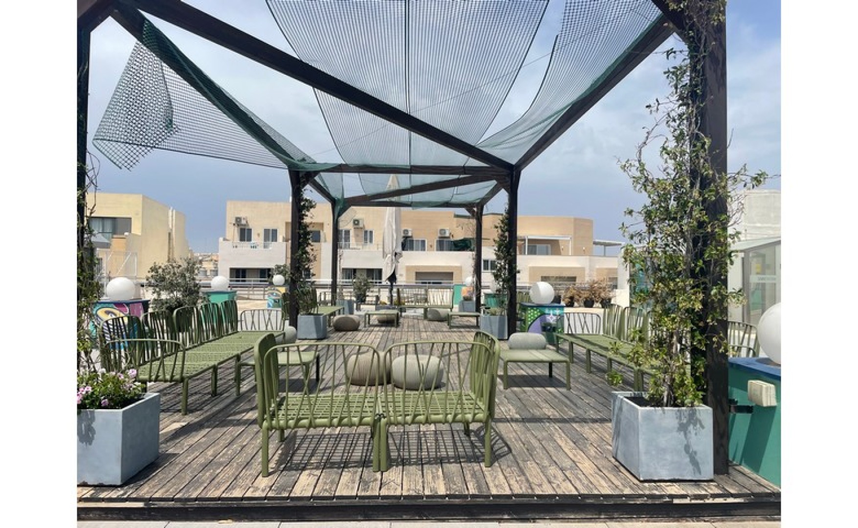 Office Space with a Roof Terrace