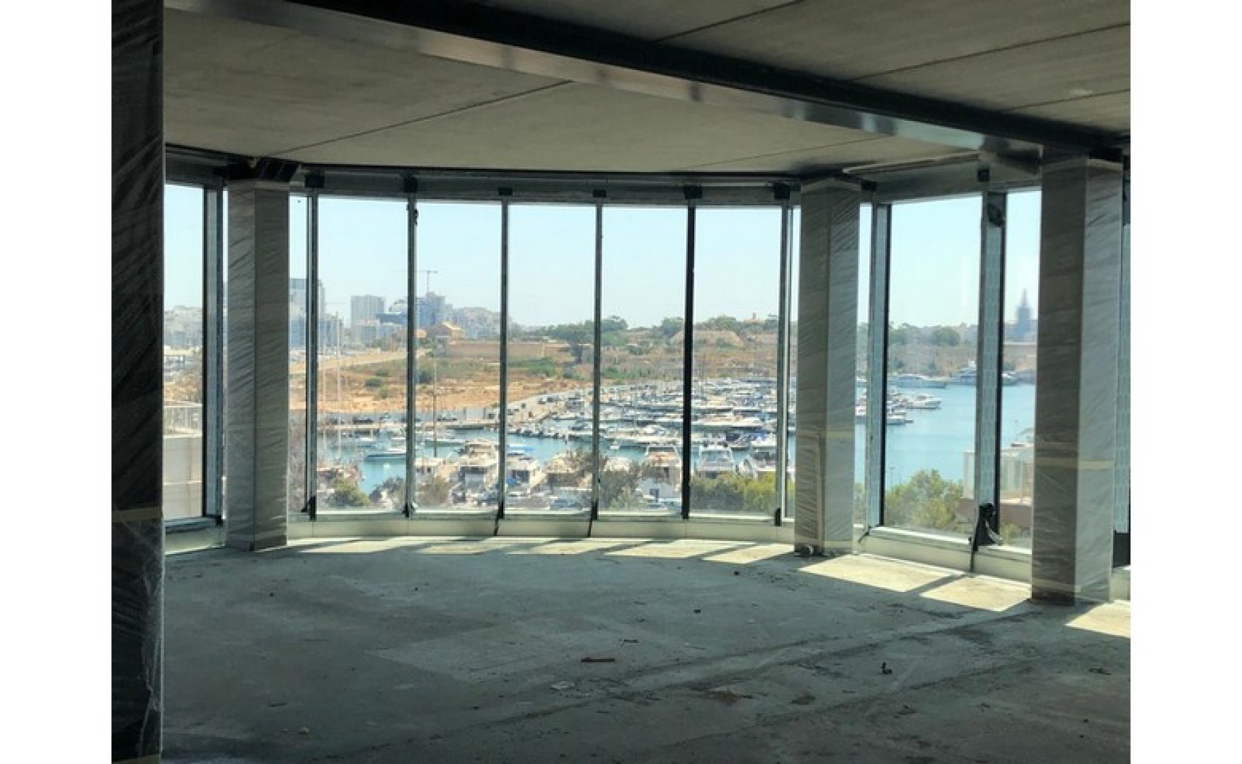 Business Centre with Views