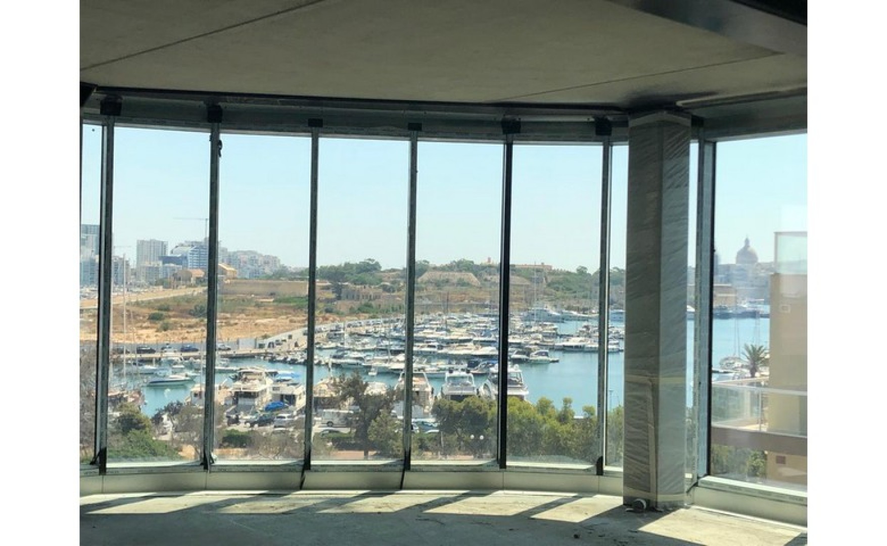 Business Centre with Views