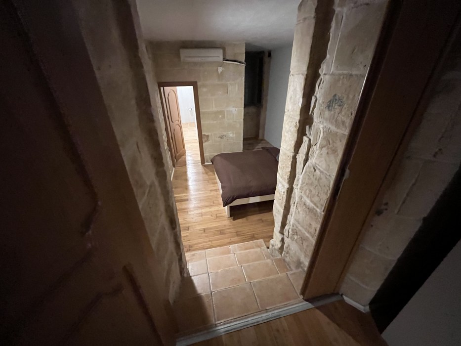 Maisonette with a Balcony