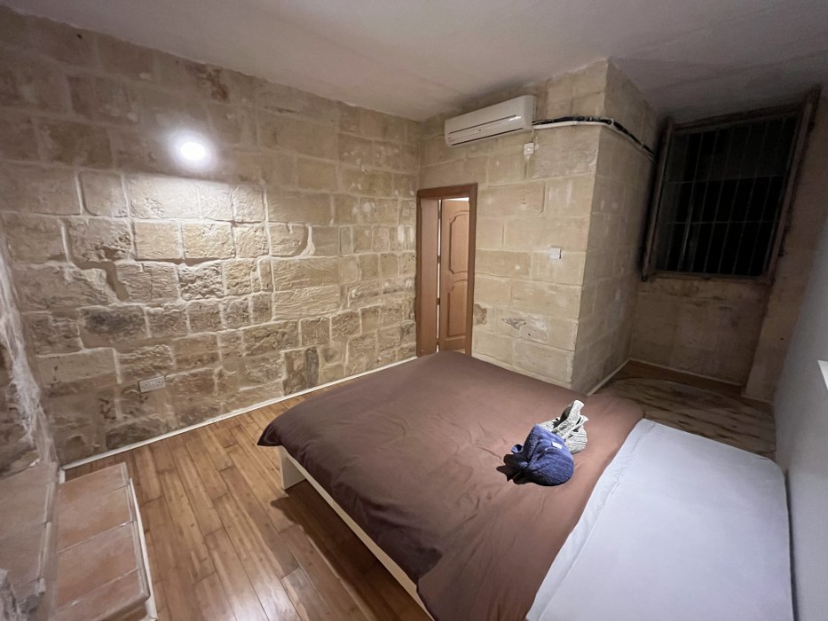 Maisonette with a Balcony