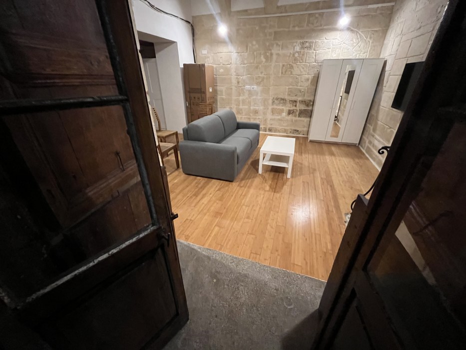 Maisonette with a Balcony