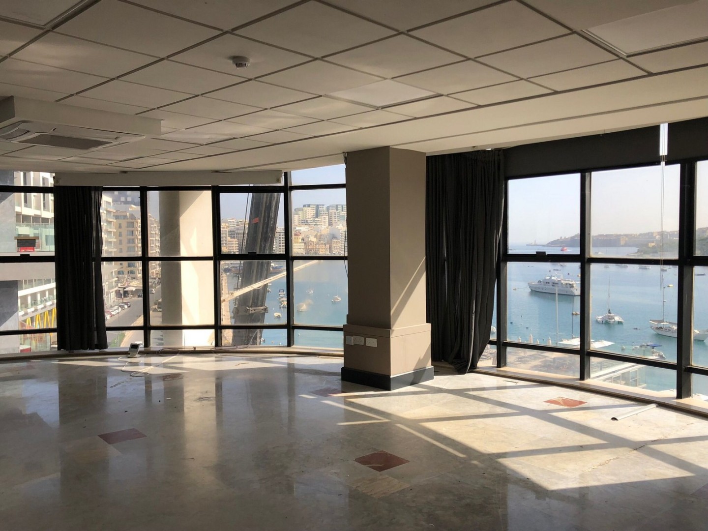 Office Space on the Strand Seafront