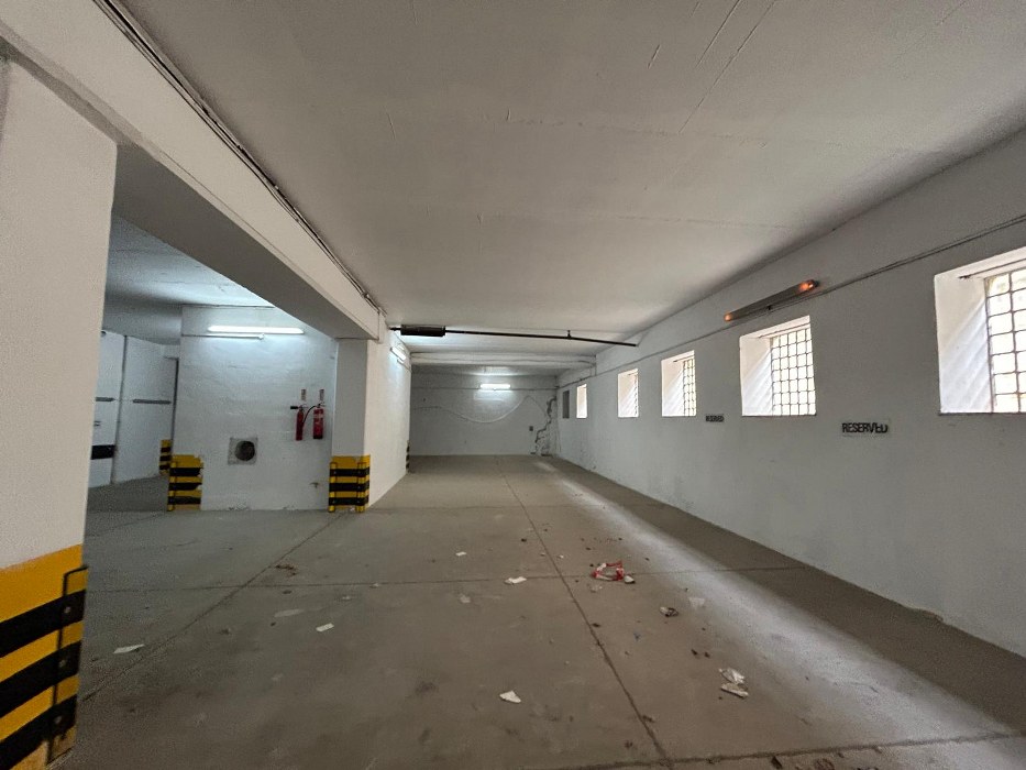 Business Centre with Parking