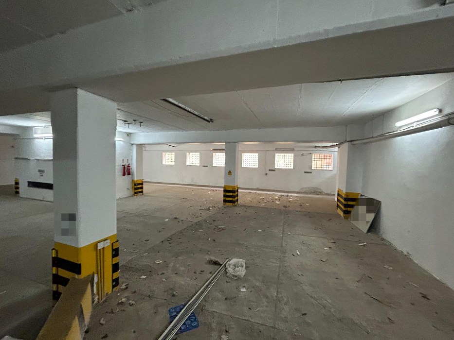 Business Centre with Parking