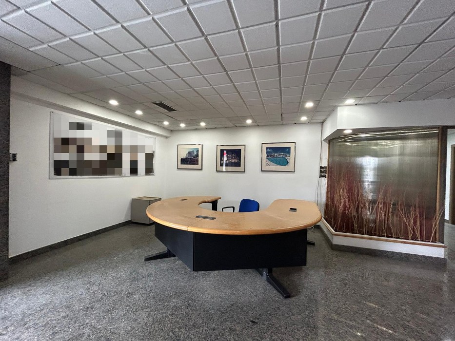 Business Centre with Parking