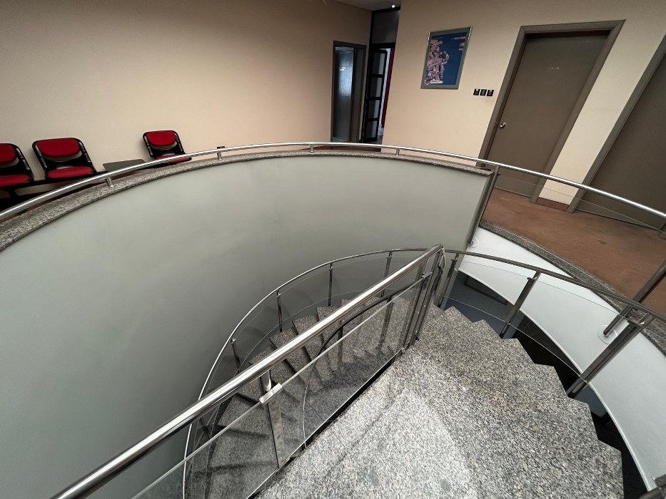 Business Centre with Parking