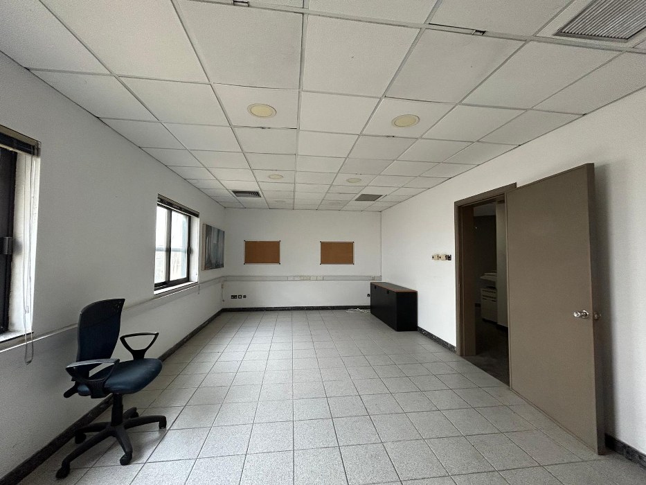 Business Centre with Parking