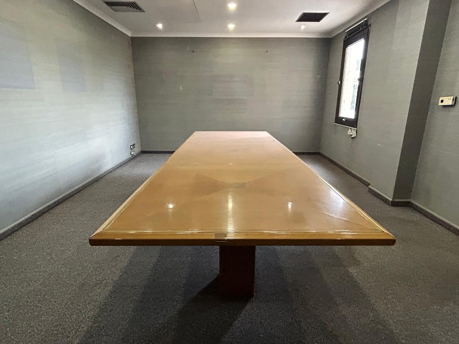 Business Centre with Parking