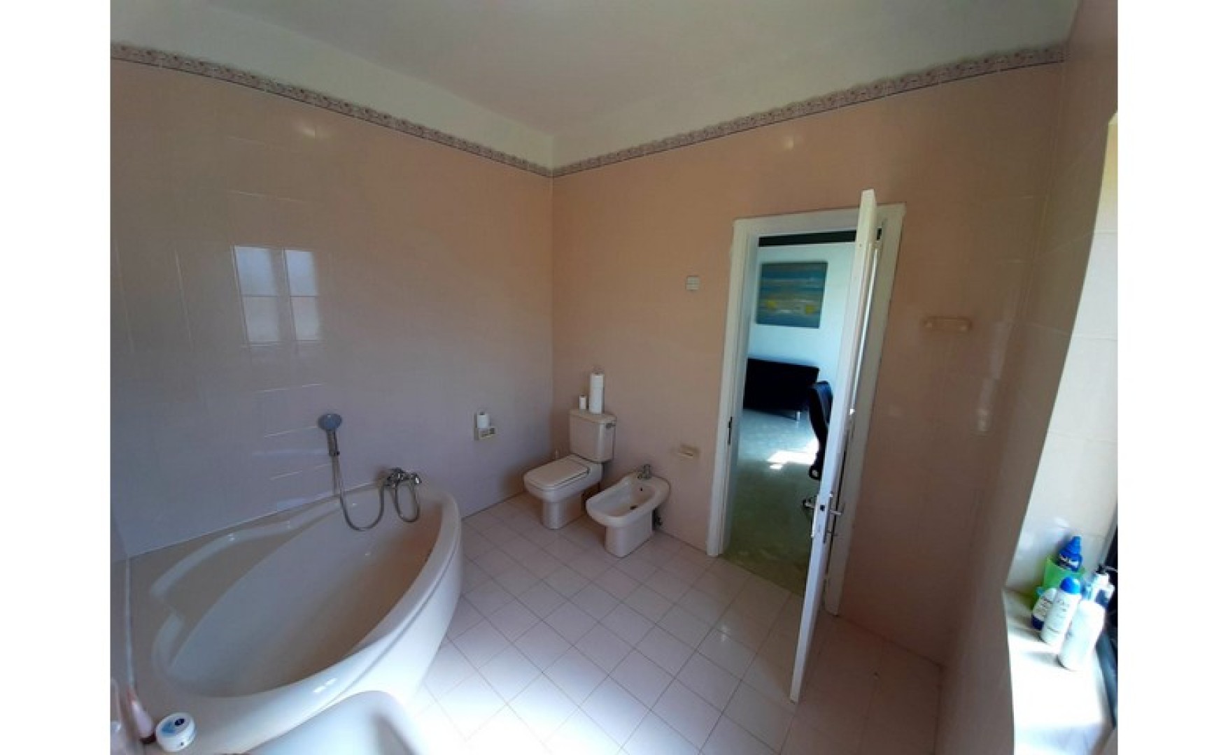 320 Sqm Sliema Seafront Office