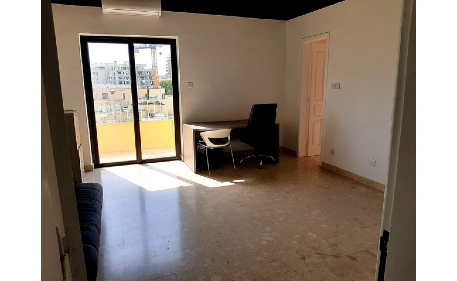 320 Sqm Sliema Seafront Office