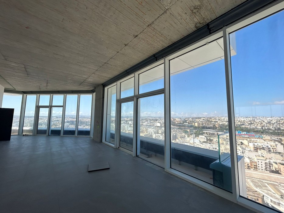 Roof Top Restaurent with Sea Views