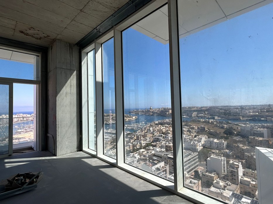 Roof Top Restaurent with Sea Views