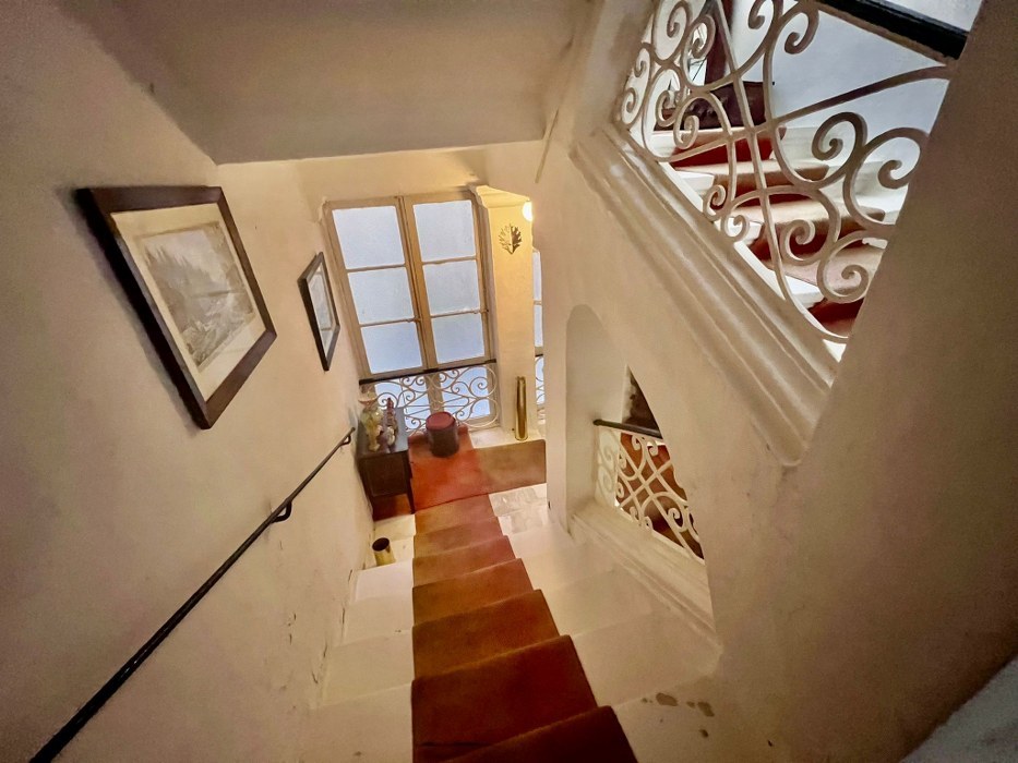 Palazzo with a Roof Terrace