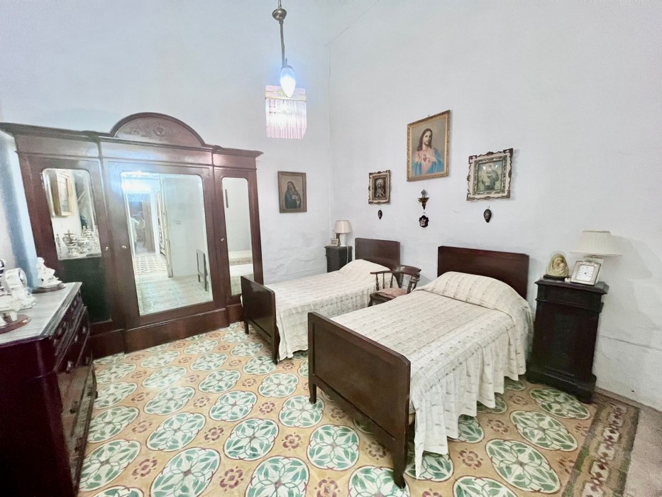 Palazzo with a Roof Terrace