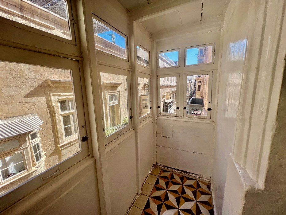 Palazzo with a Roof Terrace
