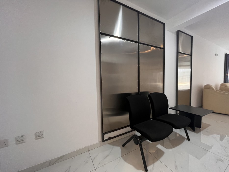 Burmarrad compact office for rent