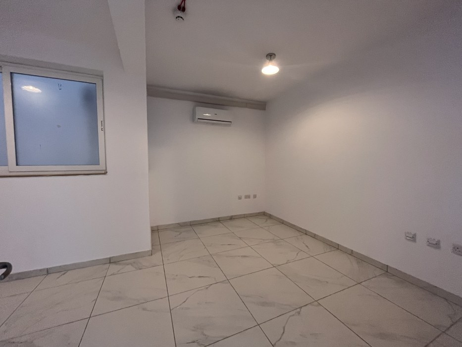 Burmarrad compact office for rent