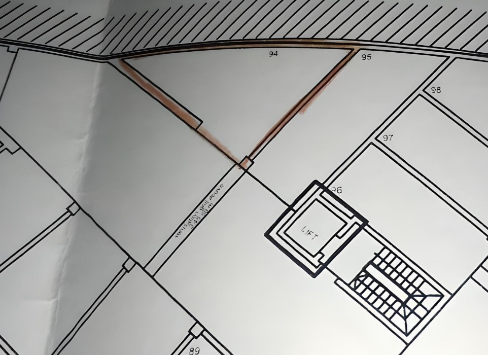 2-car garage with storage for sale in Zabbar