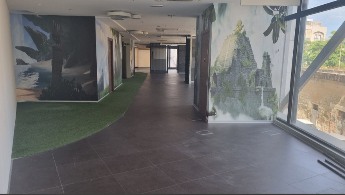 Furnished Office Space