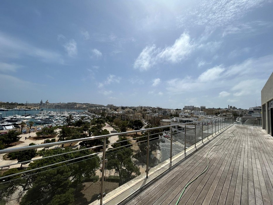 Penthouse Office with Sea Views