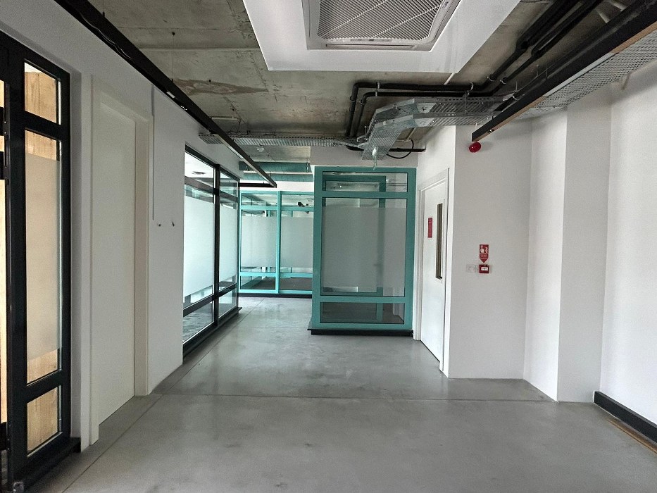 Penthouse Office with Sea Views