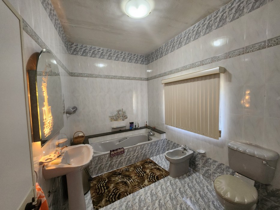 Townhouse with Views