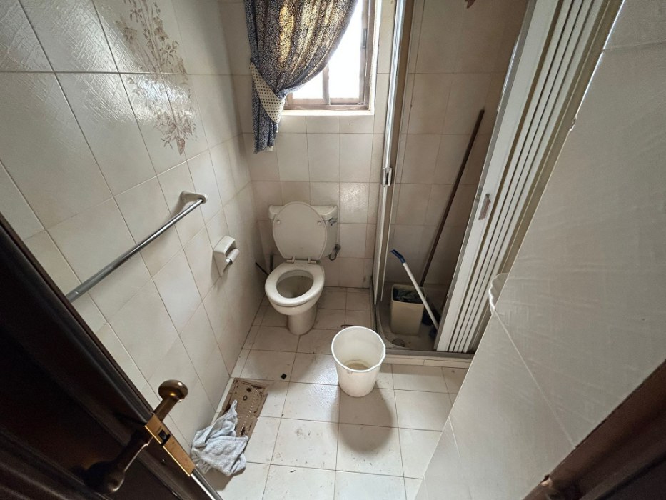 Palazzo with Sea Views