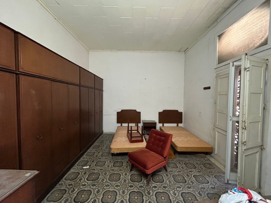 Palazzo with Sea Views