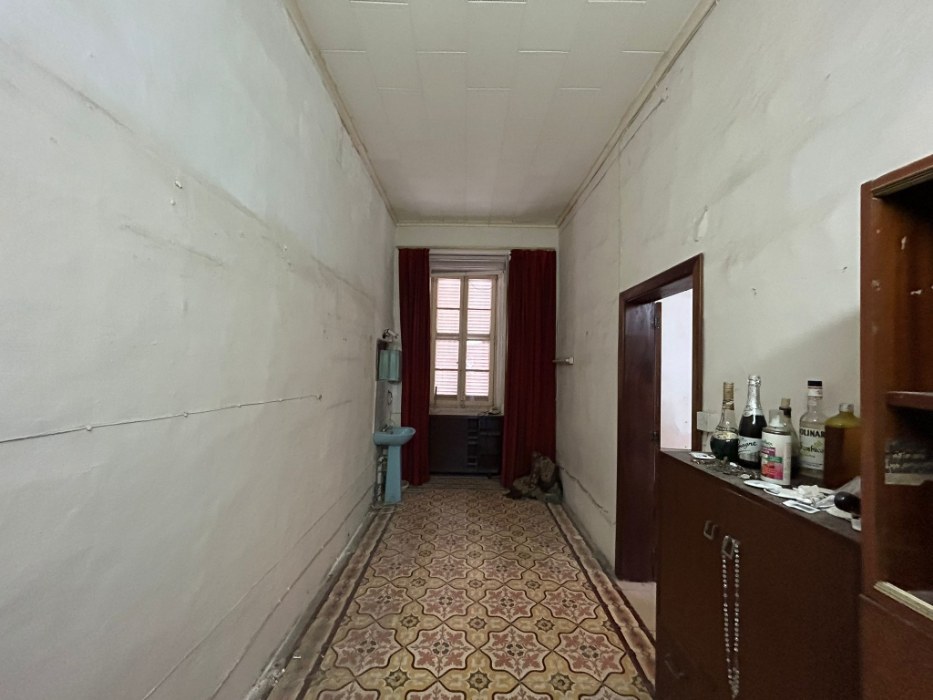 Palazzo with Sea Views