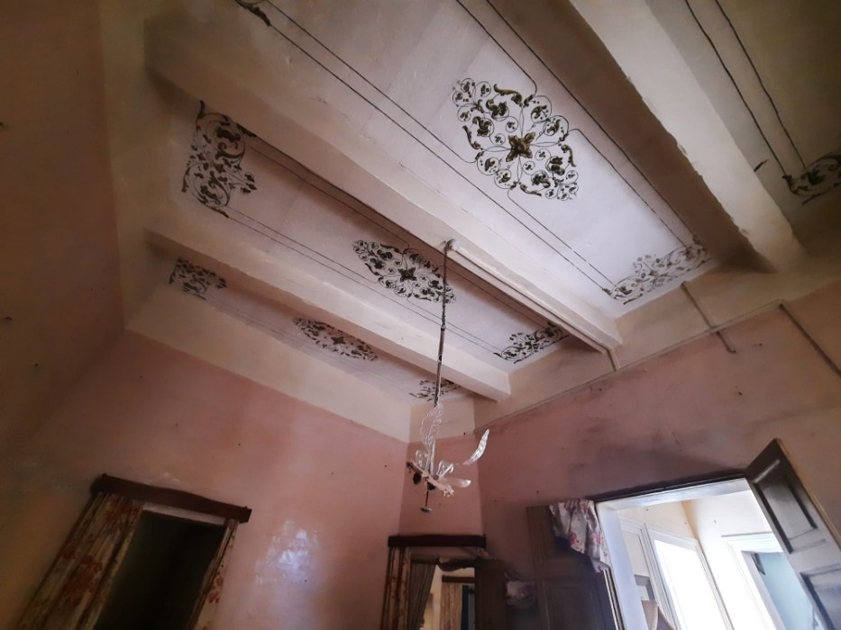 Corner Palazzo with a Garden